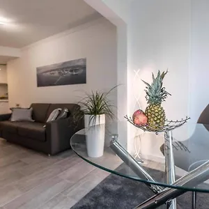  Apartment La Concha Direkt Am